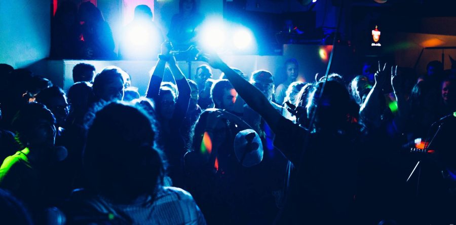 Samstag – “Gran Fiesta Latina”